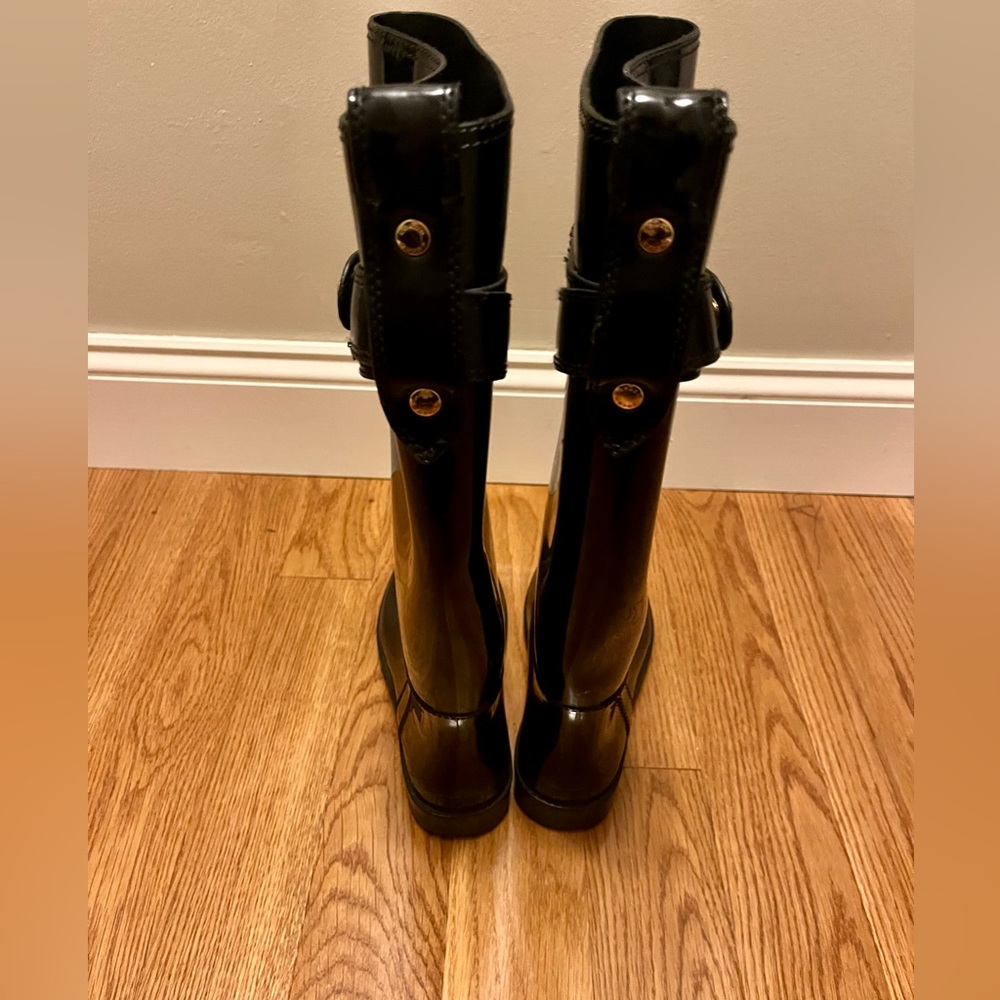Coach rain boots with gold hardware - Picture 4 of 7
